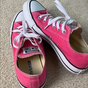 pink converse